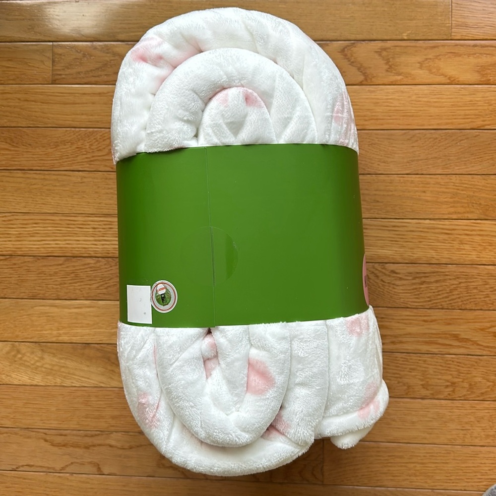 ♠️ (King) kate spade plush spade blanket ♠️ - Picture 4 of 6